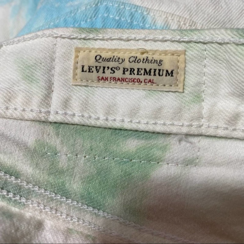 Levi’s Premium Denim Young Blood High Rise Tie Dye Button Fly Skirt 26 - Picture 6 of 9